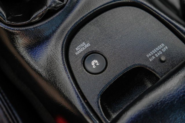 Used 2003 Chevrolet Corvette Coupe w/ Preferred Equipment Group RWD image 21