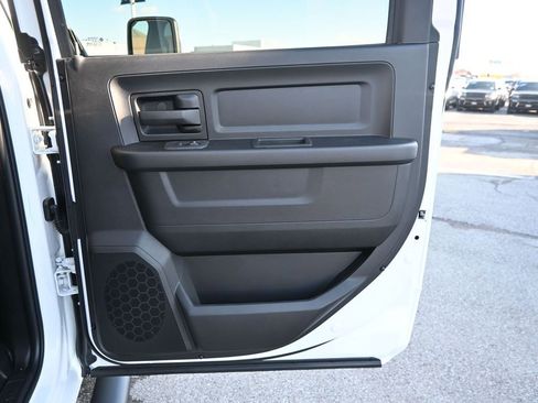 New 2026 RAM 5500 Tradesman w/ Chrome Appearance Group AWD/4WD image 28