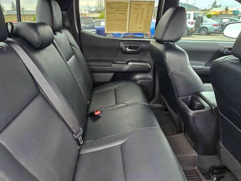 Certified 2023 Toyota Tacoma TRD Off-Road w/ TRD Premium Off Road Package image 13