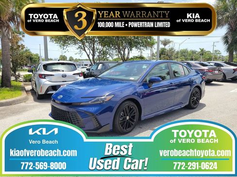 Used 2026 Toyota Camry SE w/ Convenience Package FWD image 1