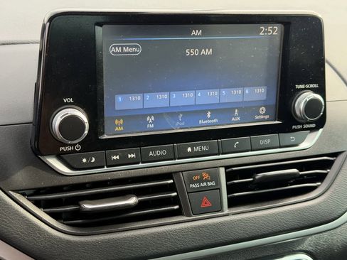 Used 2021 Nissan Altima 2.5 S w/ Driver Assist Package image 9