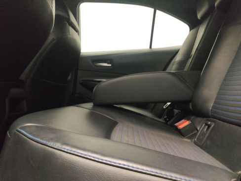 Used 2020 Toyota Corolla XSE FWD image 18