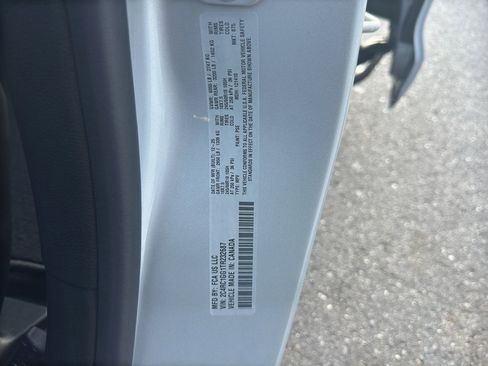 New 2026 Chrysler Pacifica Limited image 14