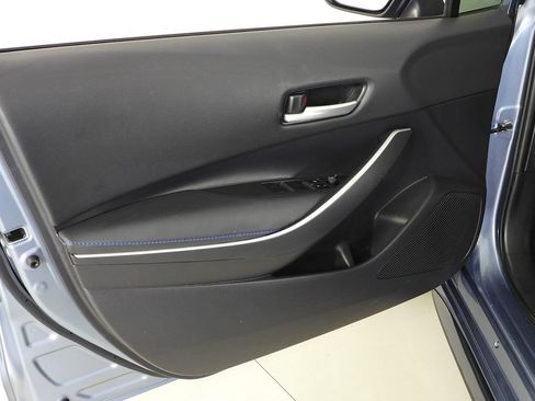 Used 2021 Toyota Corolla SE w/ Carpet Mat Package (TMS) FWD image 11