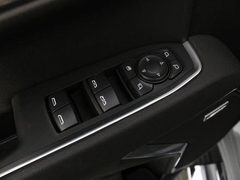 New 2026 GMC Sierra 1500 SLT AWD/4WD image 16