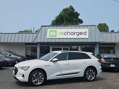 Used 2021 Audi e-tron Premium Plus w/ Premium Plus Package