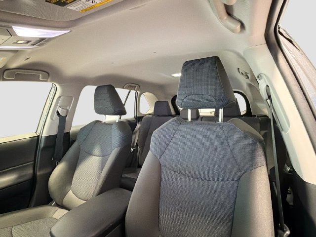 Certified 2025 Toyota RAV4 LE AWD/4WD image 18