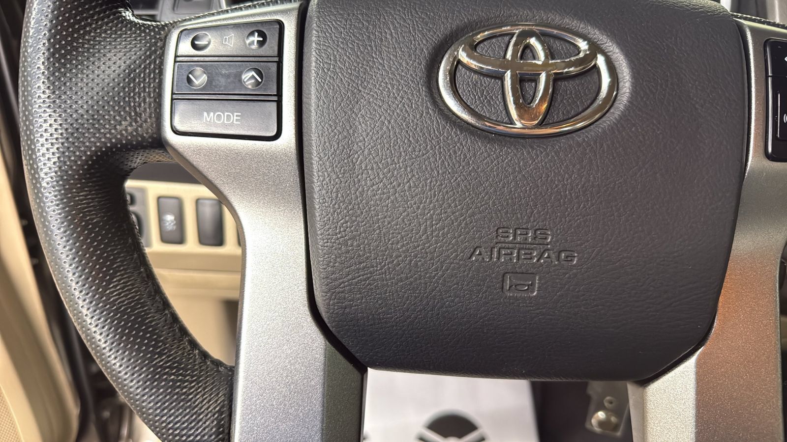 Used 2012 Toyota Tacoma PreRunner w/ SR5 Pkg RWD image 14