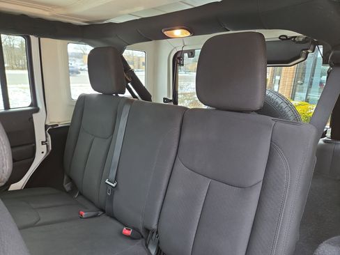 Used 2016 Jeep Wrangler Unlimited Sport w/ Quick Order Package 24S image 13