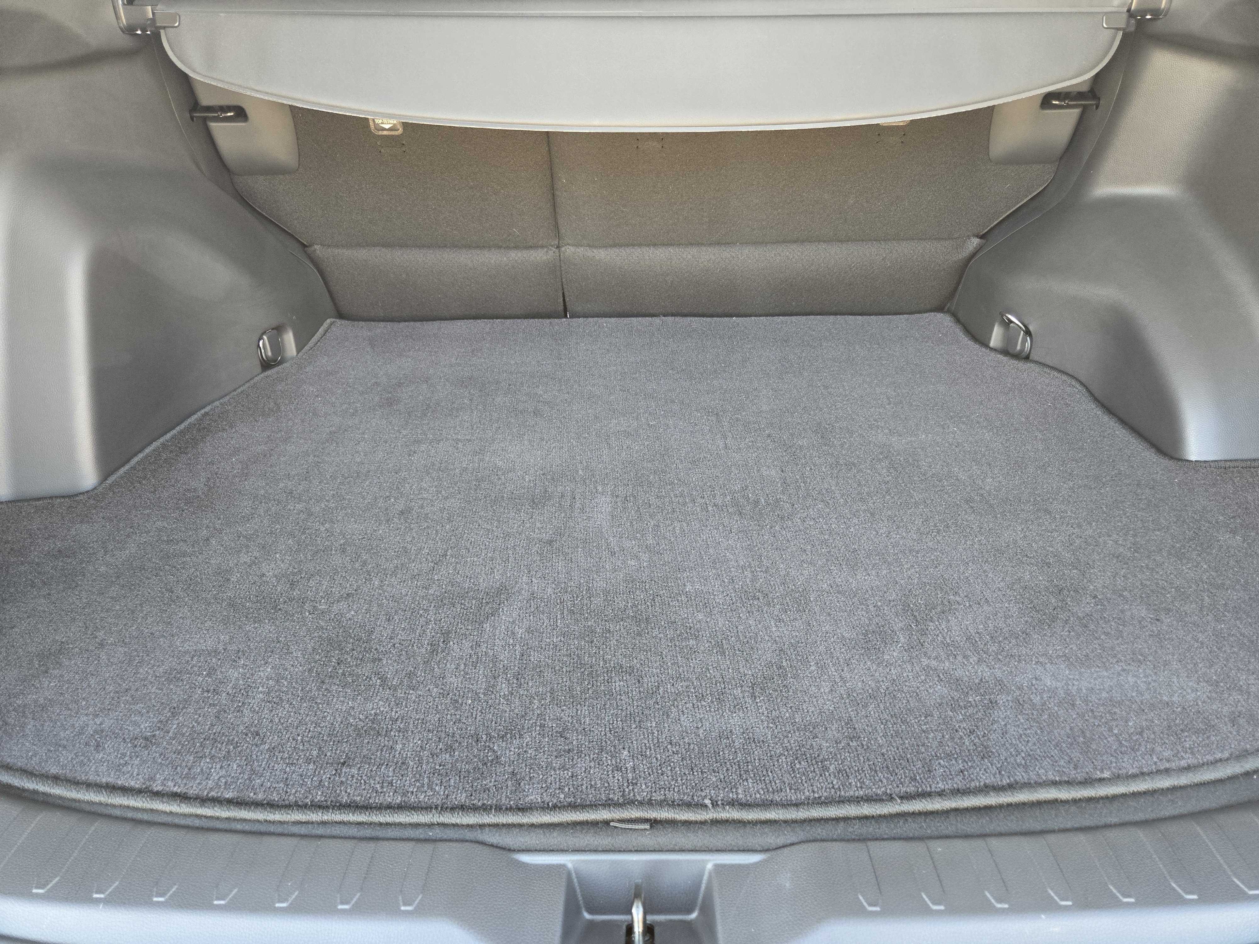 Used 2024 Toyota RAV4 XLE w/ Convenience Package FWD image 32