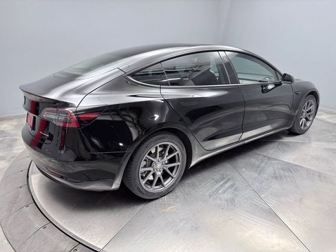 Used 2021 Tesla Model 3 Long Range image 5