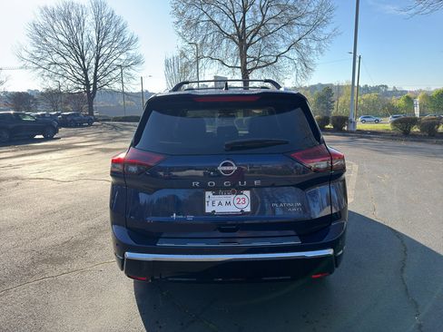 New 2026 Nissan Rogue Platinum image 6