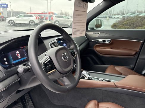 Certified 2023 Volvo XC90 B6 Ultimate w/ Protection Package Premier image 20