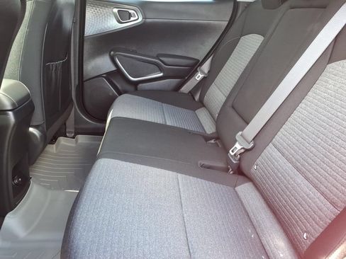 Used 2021 Kia Soul EX FWD image 17
