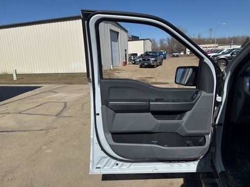 Used 2021 Ford F150 XLT w/ XTR Package image 13