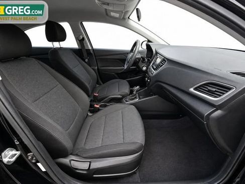 Used 2018 Hyundai Accent SE FWD image 11