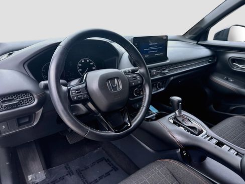 Certified 2026 Honda HR-V Sport image 9