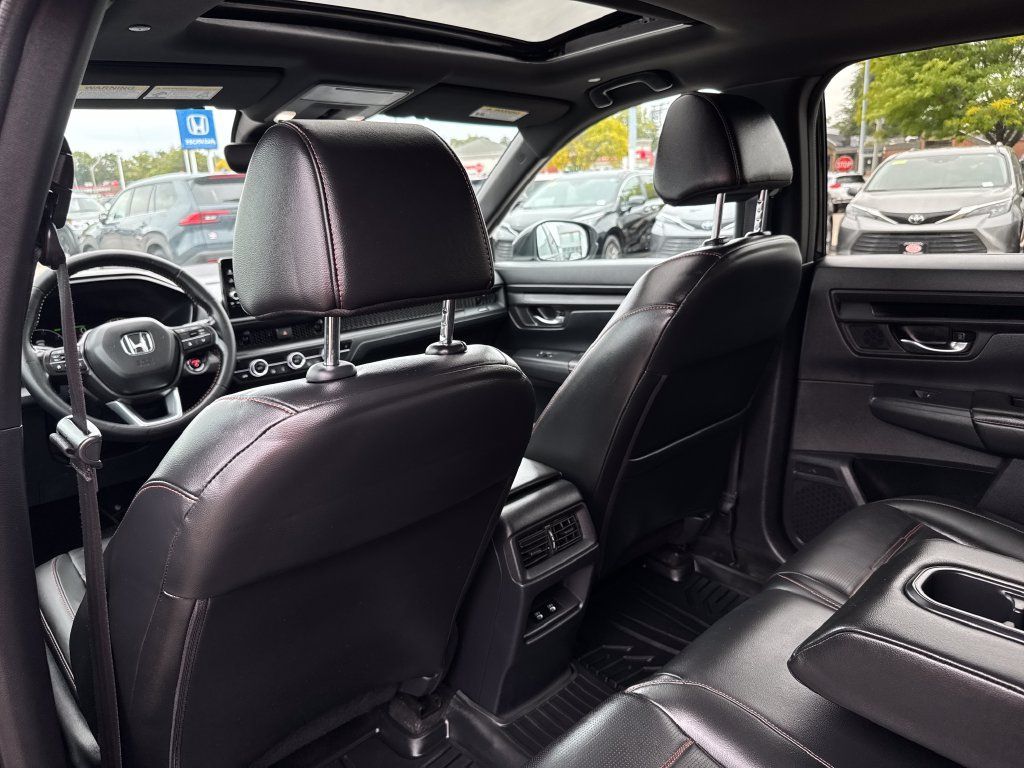 Used 2025 Honda CR-V Sport-L image 38