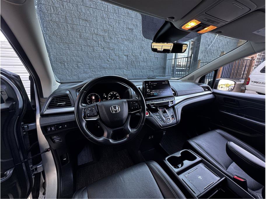 Used 2025 Honda Odyssey EX-L image 14