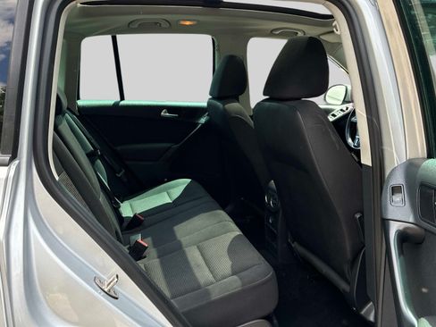 Used 2013 Volkswagen Tiguan S AWD/4WD image 10