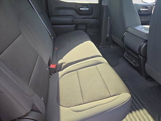 Used 2021 Chevrolet Silverado 1500 Custom Trail Boss w/ LPO, Dark Essentials Package AWD/4WD image 18