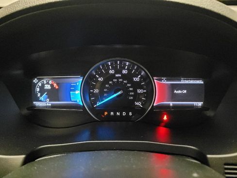 Used 2018 Ford Explorer Limited w/ Equipment Group 301A FWD image 23