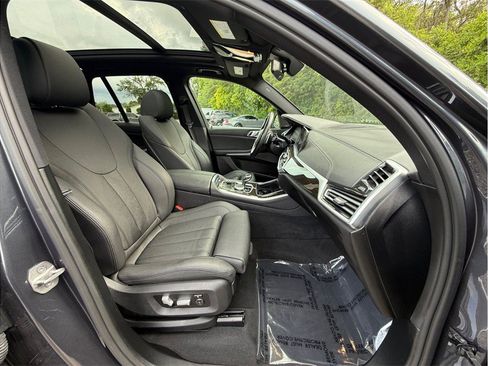 Used 2021 BMW X5 sDrive40i w/ Premium Package RWD image 47