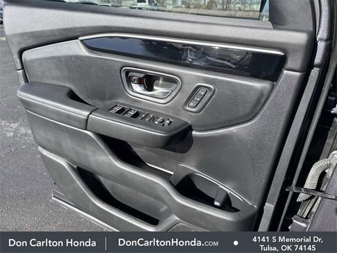 Certified 2025 Honda Pilot EX-L image 13