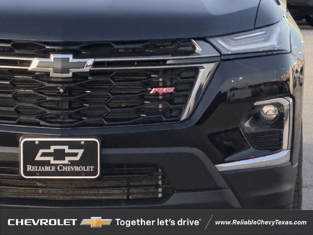 Used 2023 Chevrolet Traverse RS FWD image 9