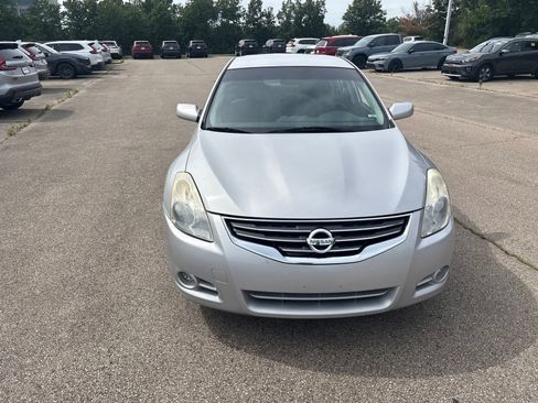 Used 2011 Nissan Altima 2.5 S FWD image 13