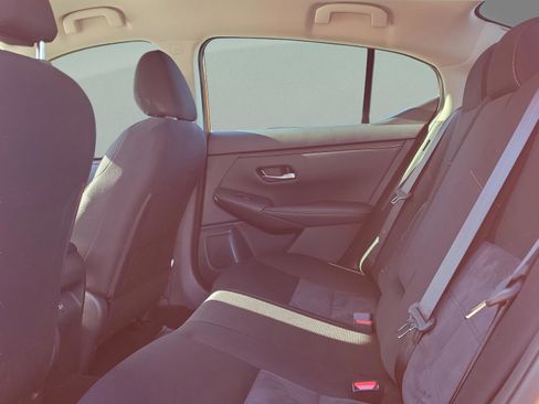 Certified 2025 Nissan Sentra SR image 9