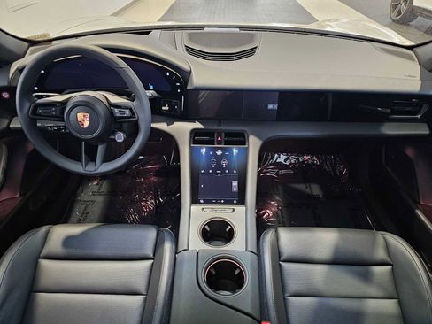 New 2025 Porsche Taycan image 21