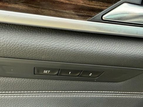Used 2021 BMW 540i w/ Convenience Package RWD image 13