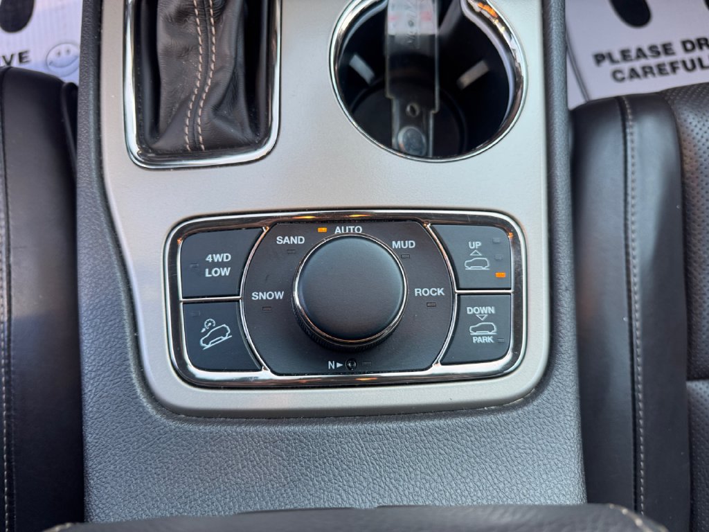 Used 2016 Jeep Grand Cherokee Summit AWD/4WD image 27