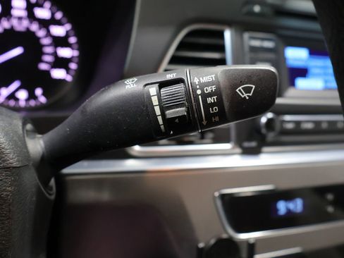 Used 2015 Hyundai Sonata SE FWD image 34