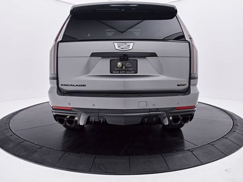Used 2026 Cadillac Escalade V AWD/4WD image 14