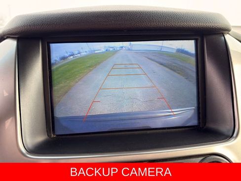 Used 2018 Chevrolet Suburban LT image 4