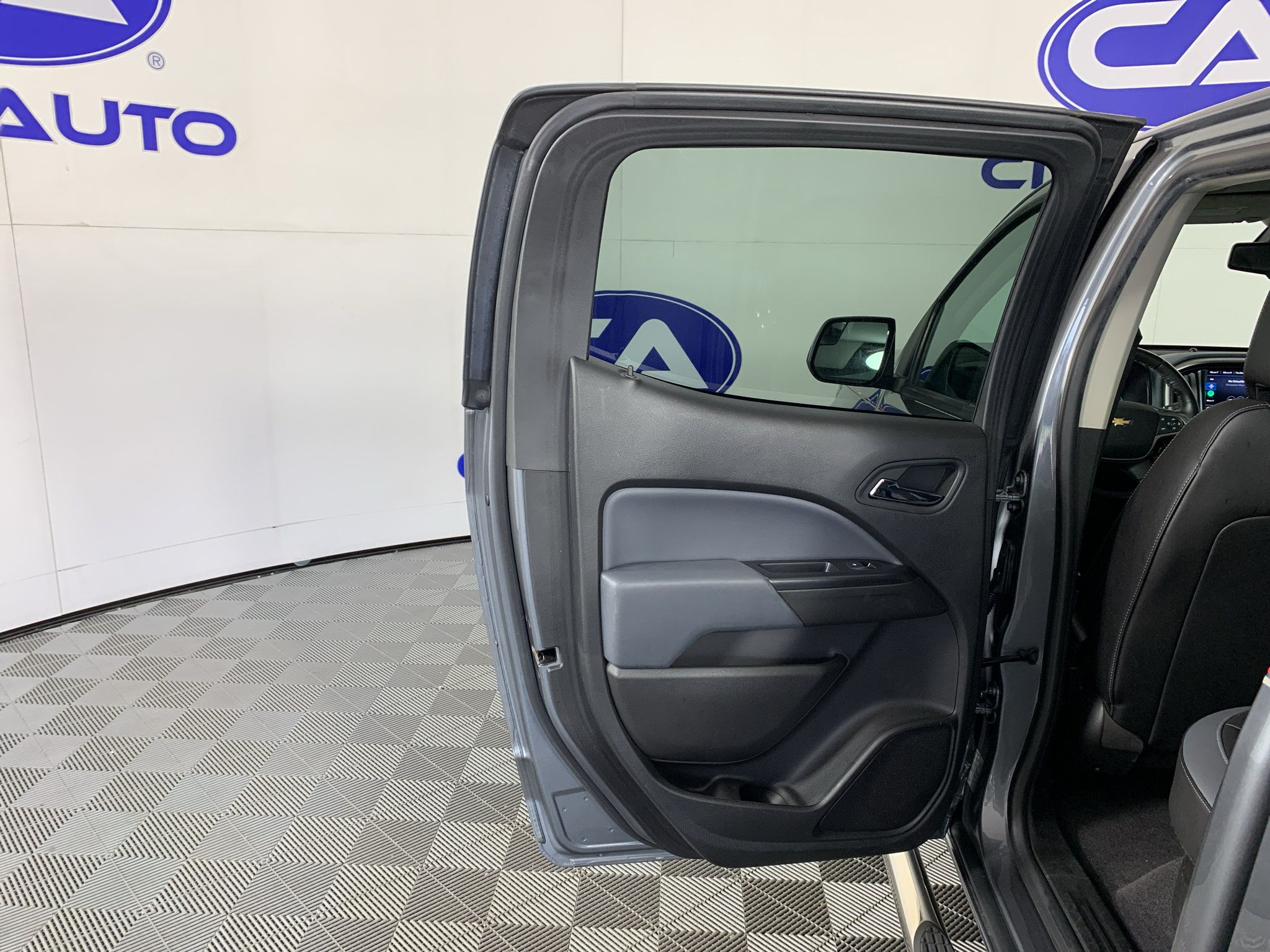Used 2019 Chevrolet Colorado Z71 RWD image 28