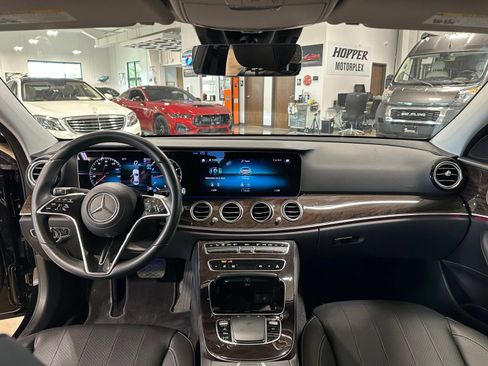 Used 2023 Mercedes-Benz E 350 Sedan image 14