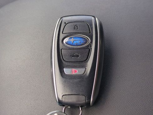 Used 2022 Subaru Ascent Limited w/ Technology Package AWD/4WD image 32