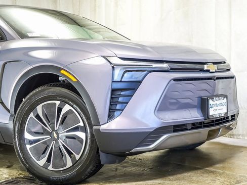 New 2026 Chevrolet Blazer EV LT image 3