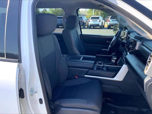 Used 2023 Toyota Tundra SR5 AWD/4WD image 9