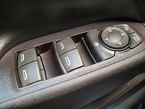 Used 2020 Chevrolet Equinox LT image 27