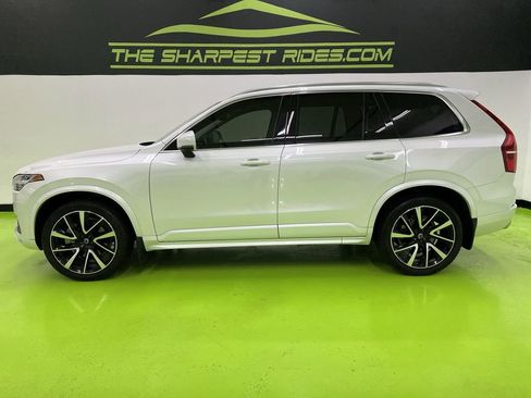 Used 2020 Volvo XC90 T6 Momentum w/ Protection Package Premier AWD/4WD image 6