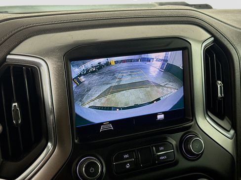 Used 2023 Chevrolet Silverado 2500 LT w/ Convenience Package image 19