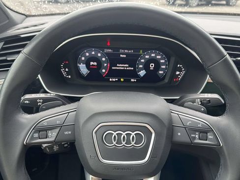 Used 2023 Audi Q3 2.0T Premium Plus w/ Premium Plus Package AWD/4WD image 25