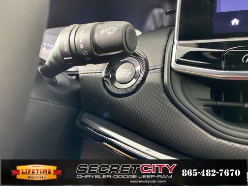 New 2026 Jeep Compass Latitude image 17