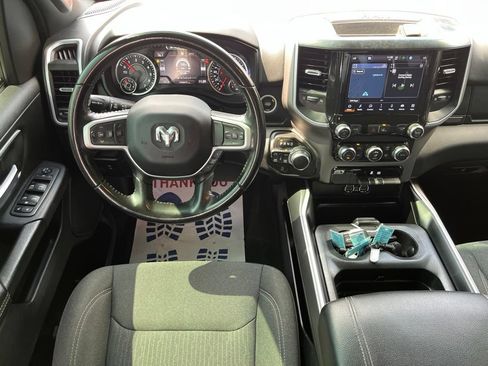 Used 2022 RAM 1500 Big Horn AWD/4WD image 12