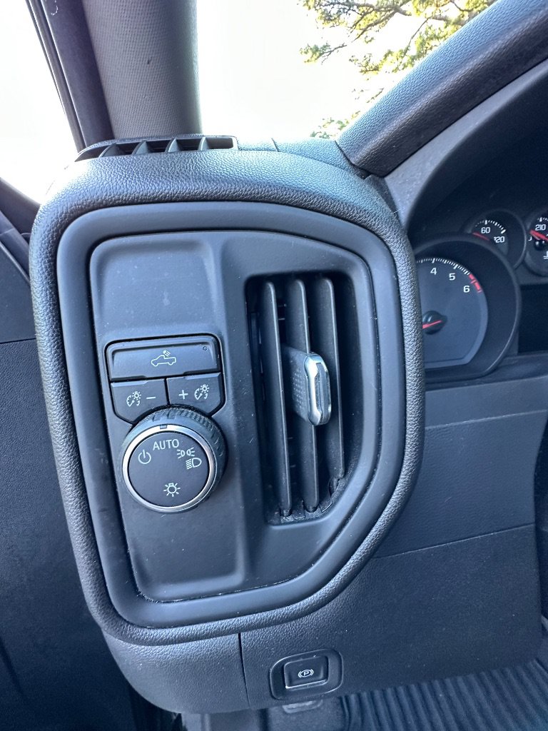 Used 2021 Chevrolet Silverado 1500 Custom w/ Rally Edition RWD image 26