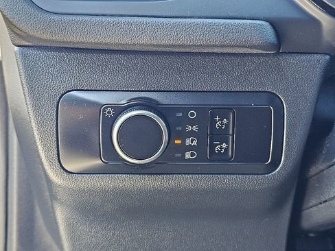 Used 2025 Ford Escape ST-Line image 25